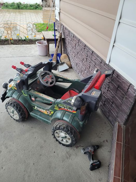 Продаётся электромобиль