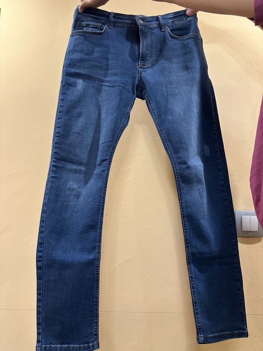 Вталени дънки на марката Teodor