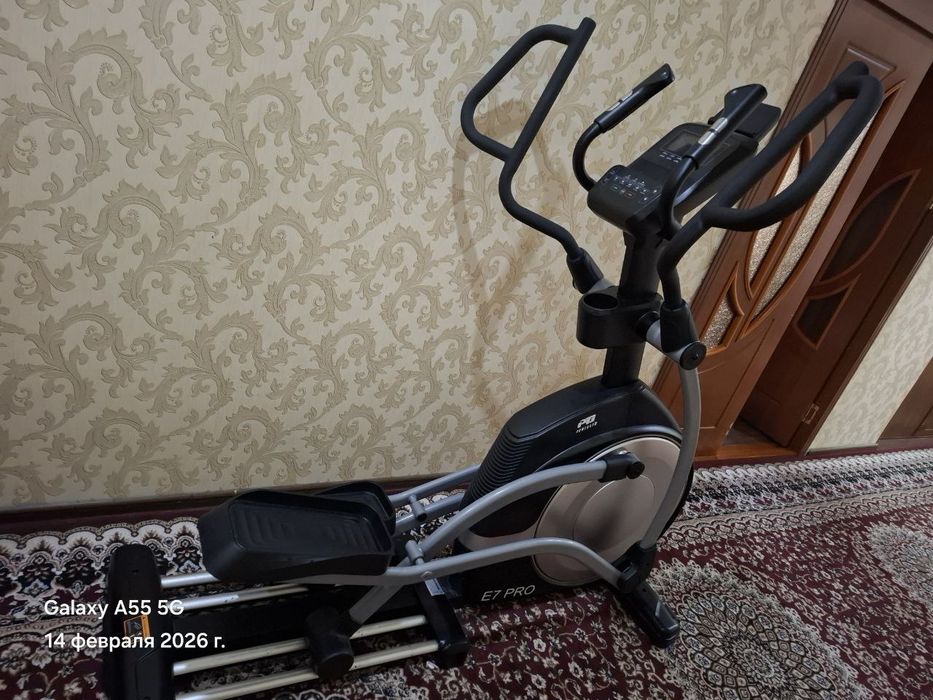 Тренажёрный велосипед