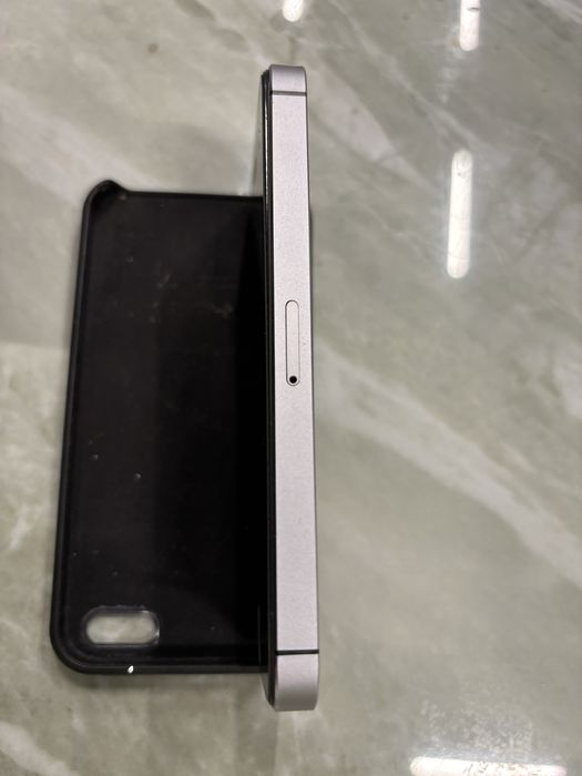 IPhone 5 продам или на запчасти