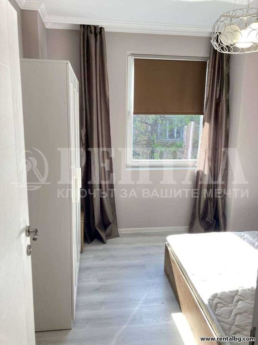 Дава се под наем Двустаен апартамент в Пловдив, Център - 68 кв.м за 484.5 € - Снимка #11