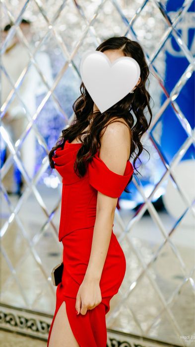 Продам вечернее красное платье