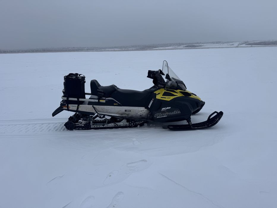 Продам снегоход BRP 550