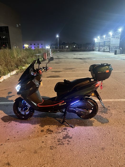 Мопед Макси Mvxi