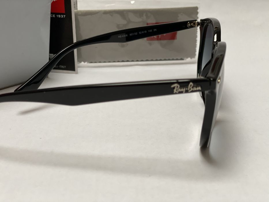 Ochelari de soare RAY BAN 4306 Noi