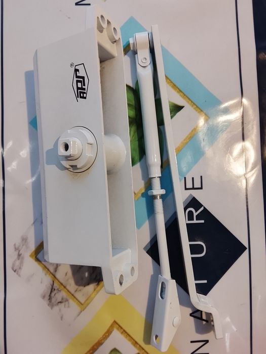 Продам доводчик дверной