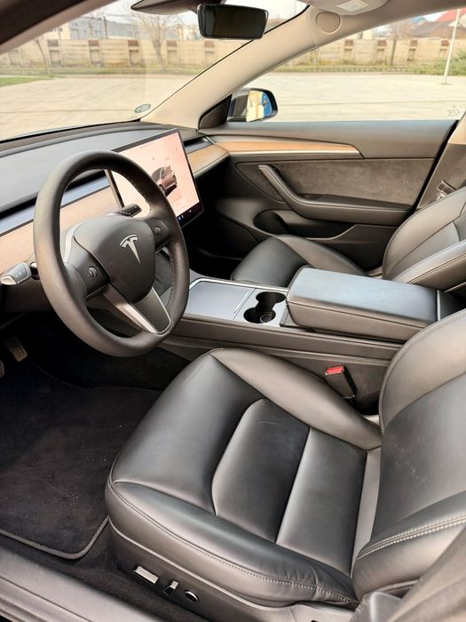 Tesla Model 3, Dual Motor, Long Range, 4x4