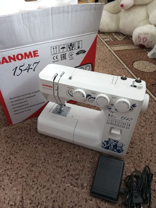 Продам Швейную машинку