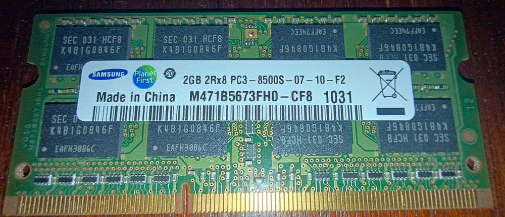 stickuri de memorie Hynix și Samsung de 8500s si 10600s, pentru laptop