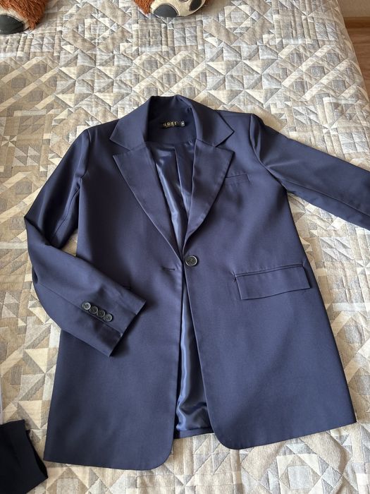 Костюм брючный женский