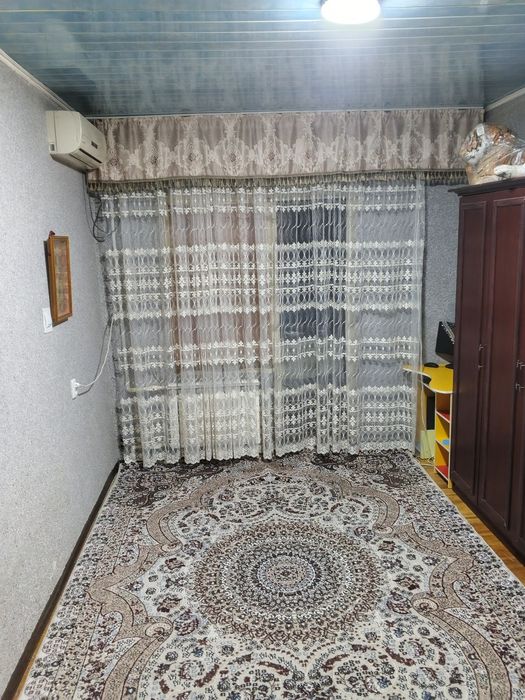 Yakkasaroy tumani Boshliq Mahallasida uy ijaraga beriladi 1*2/3/5