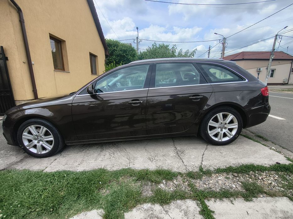 Vând Audi A4 an 2011