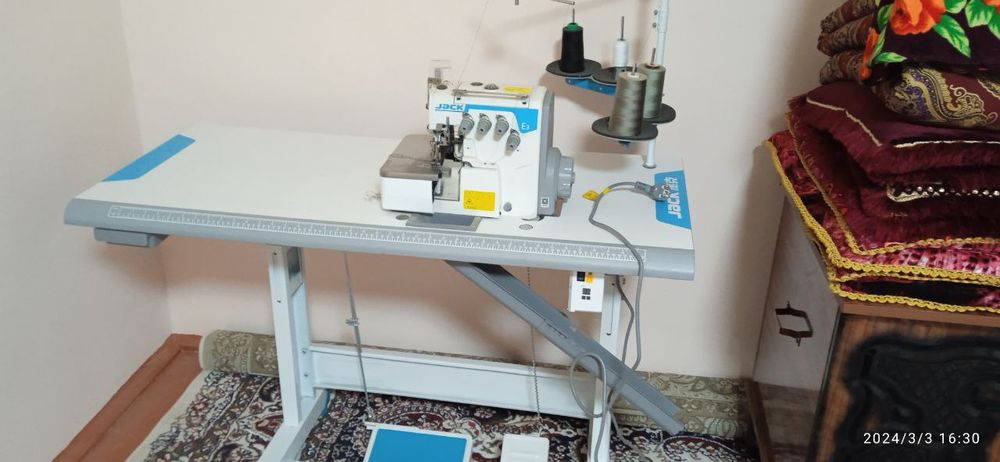 Jack overlo тикув машину