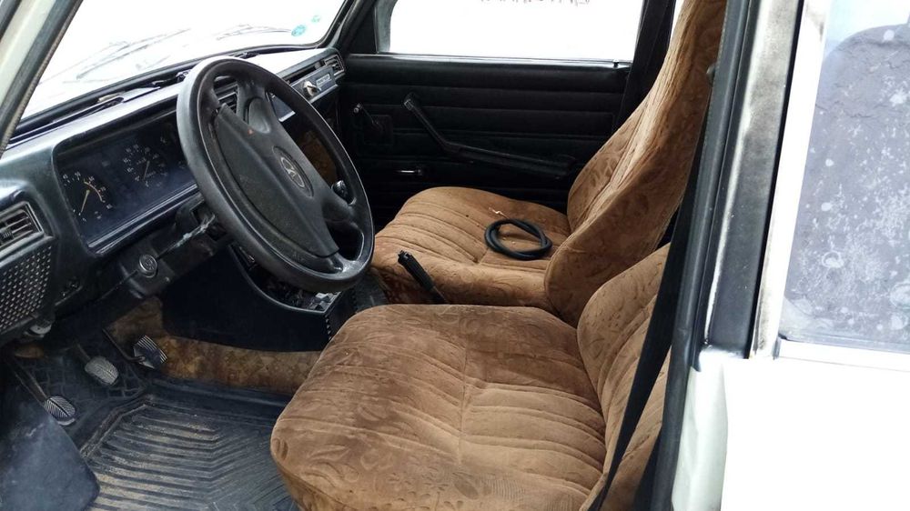 Продаётся ВАЗ 2107.