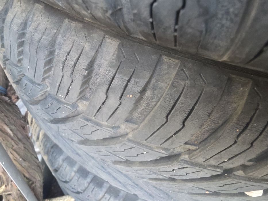 Anvelope Nokian set 4 buc 215/60 R 17 2022