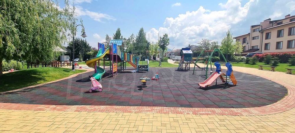 Продава се Четиристаен апартамент в с. Панчарево, Област София-град - 155 кв.м за 1316 €/кв.м - Снимка #2