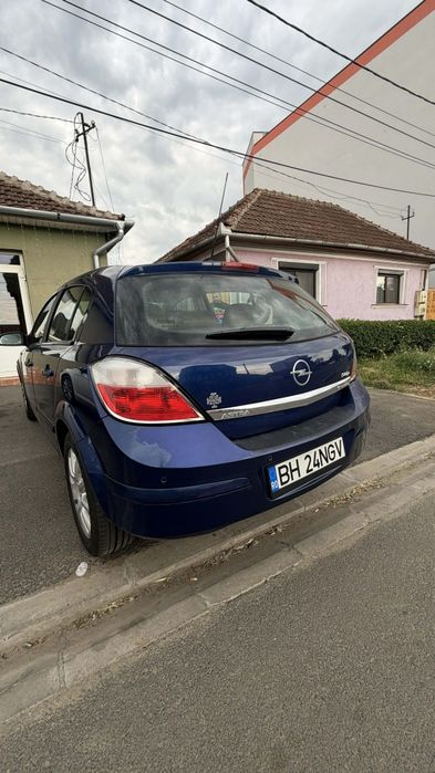 Opel Astra H 2004 Defect