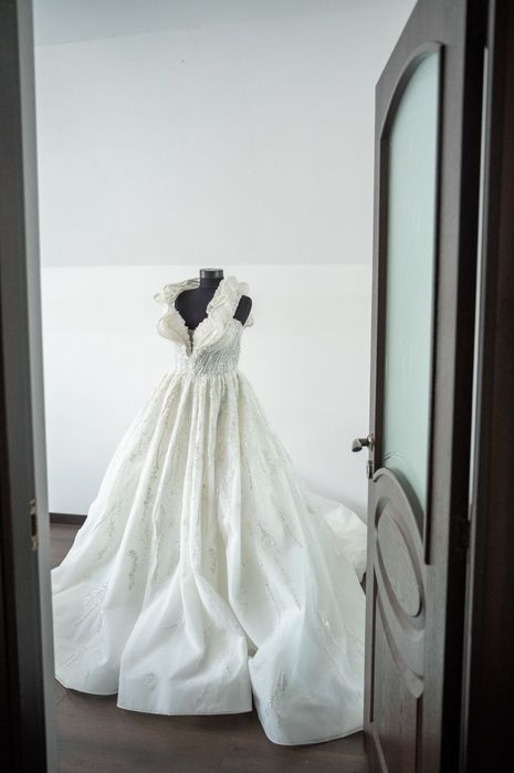 Vand rochie de mireasa