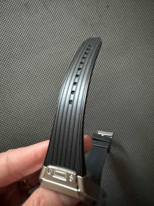 Carcasă metalică Apple Watch