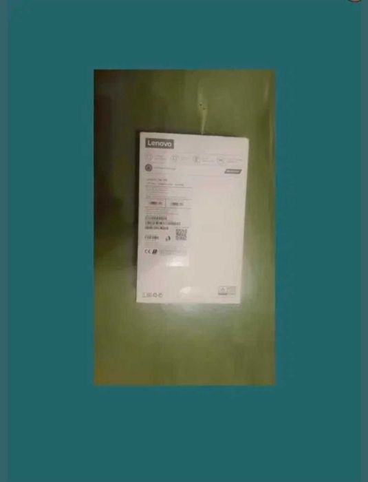 Tableta Lenovo Tab M8 HD , Quad-Core, 8", 2GB RAM, 16GB, SIM+SD card