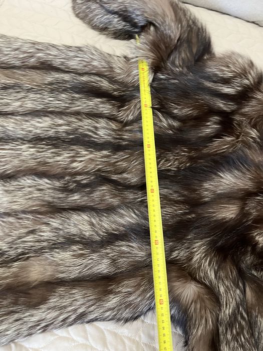 Blana de vulpe si caciulă de damă