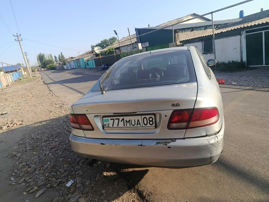Продаю машину Mitsubishi galant