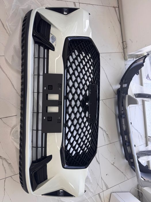 Haval H6 передний бампер белый жемчуг