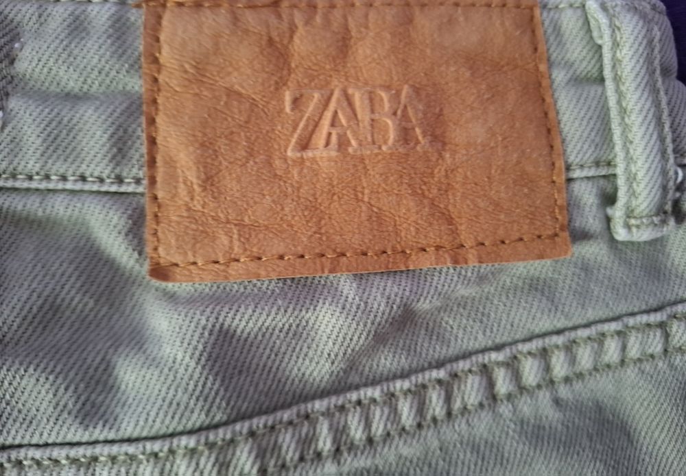 Дрехи в отлично състояние