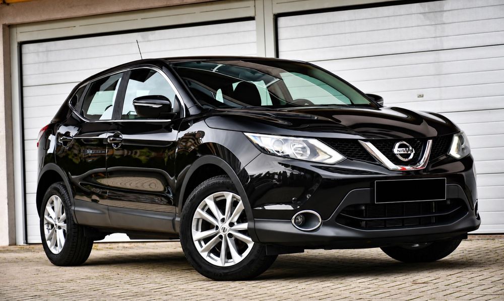 - Nissan Qashqai, Benzina, Euro 6,Navigatie, Camera marsalier-