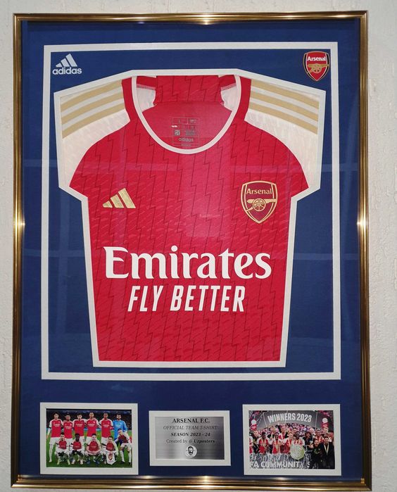 Футболка Манчестер Юнайтед в рамке. Классика. Сезон 2014-15 гг.