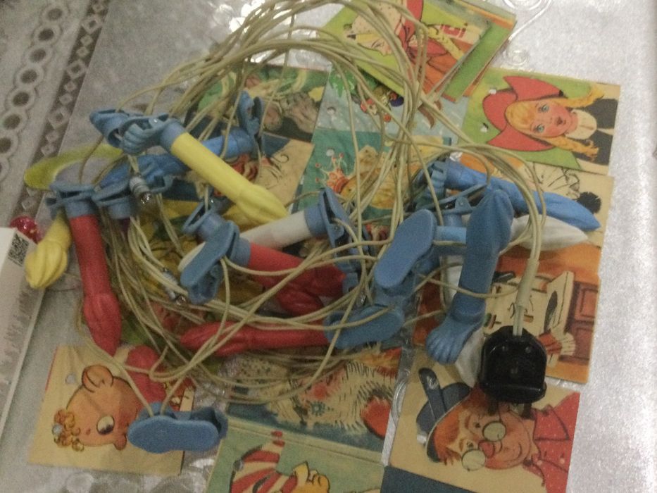 Продам новогодние украшения