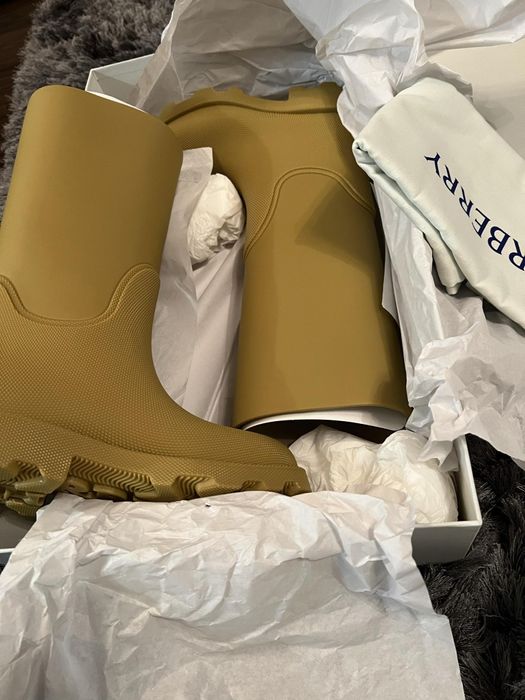 Cizme Burberry Cizme