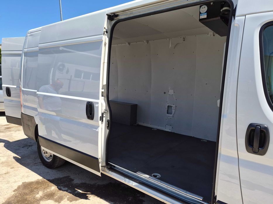 PEUGEOT BOXER 2.0HDI Хладилен