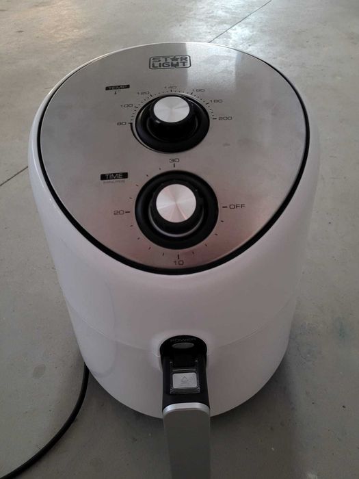 Friteuza fara ulei Star-Light , 1300W, 2.6L, Control temp, Timer, Alb