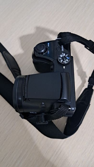 Aparat foto digital Medion Life 16mp super zoom optic 21x ecran LCD