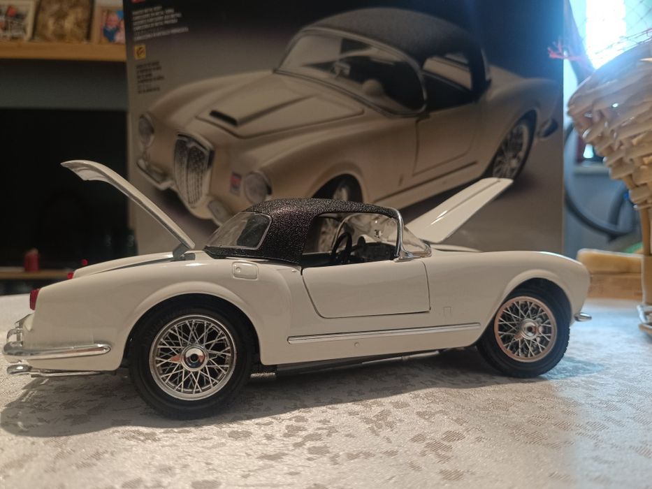 Lancia Aurelia 1:18 BBURAGO
