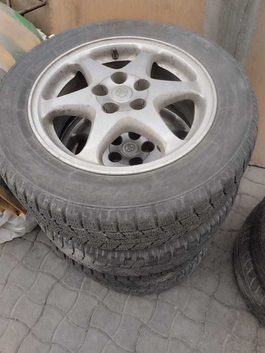 Комплект резины с дискими.