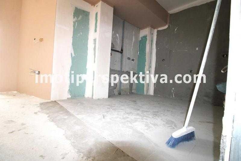 Продава се Многостаен апартамент в Пловдив, Център - 150 кв.м за 748 €/кв.м - Снимка #2