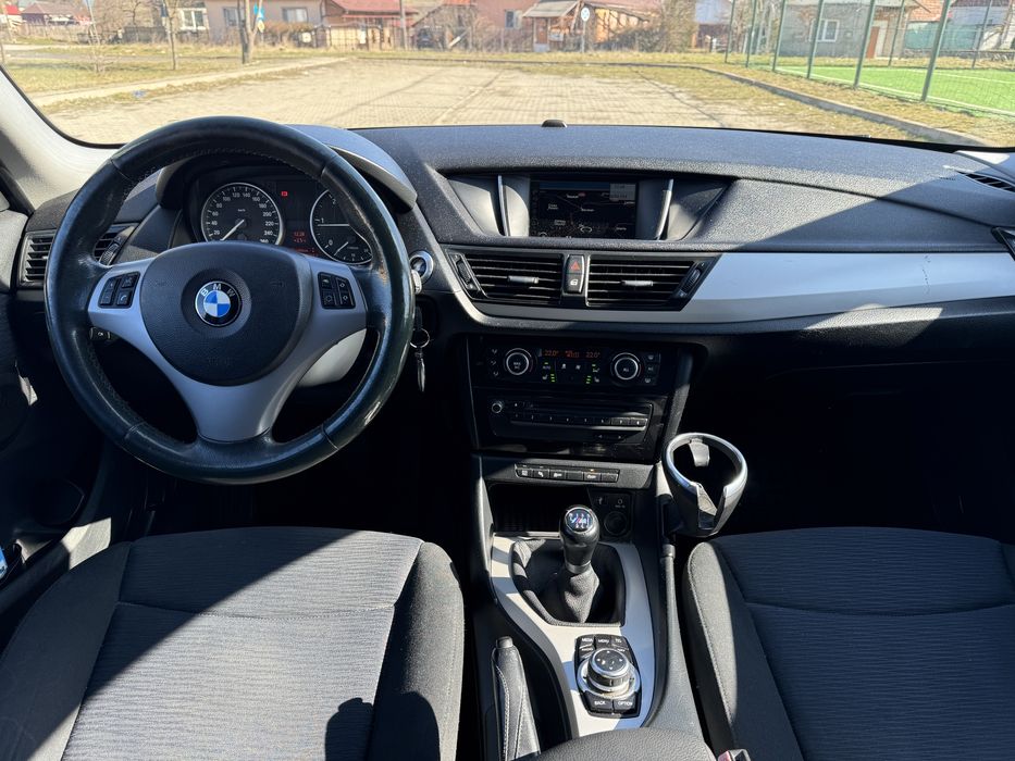 BMW X1 2013 — imagine 5