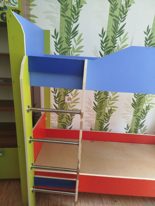 Продается детская кровать.