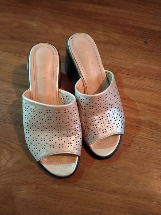 Продам ские туфли