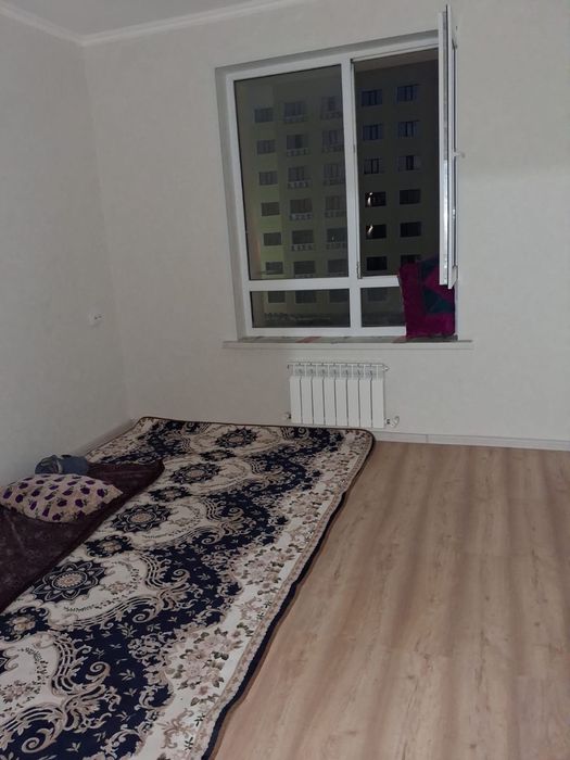 Жаңа қалада 3 бөлмелі жаңа үй жалға беріледі