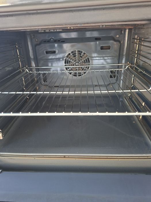 Фурна за вграждане BOSCH