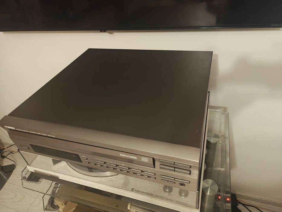 Yamaha cdc 675 cd player