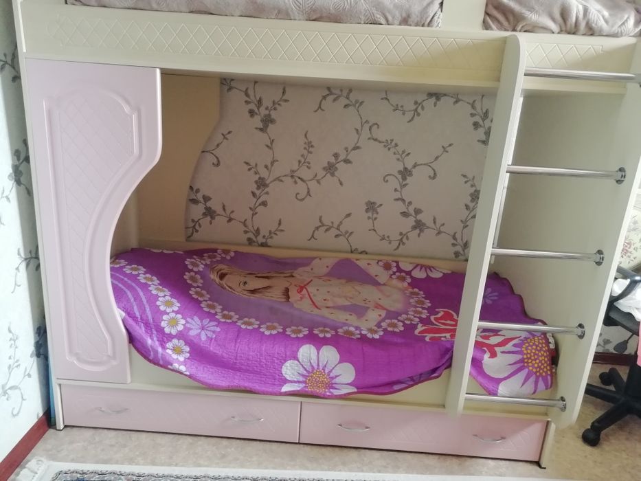 Детский гарнитур