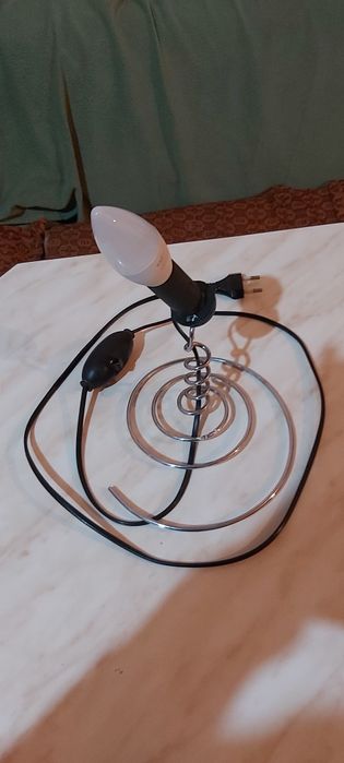 Светильник в форме спирали