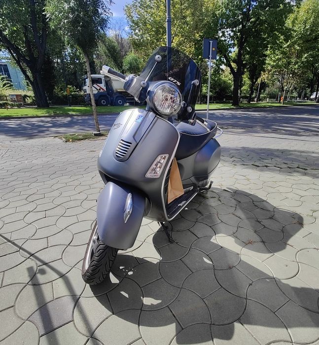 Vand Piaggio Vespa Gts 300
