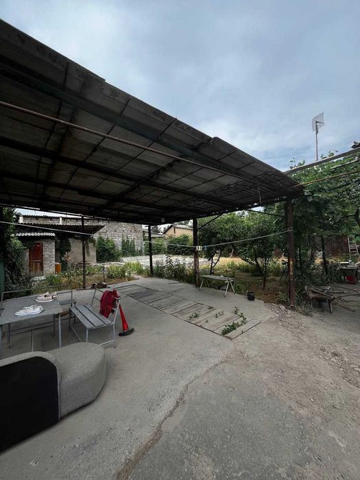 Срочно сдается дом 5 комнат,8 соток.ул.Мухтара Ашрафий