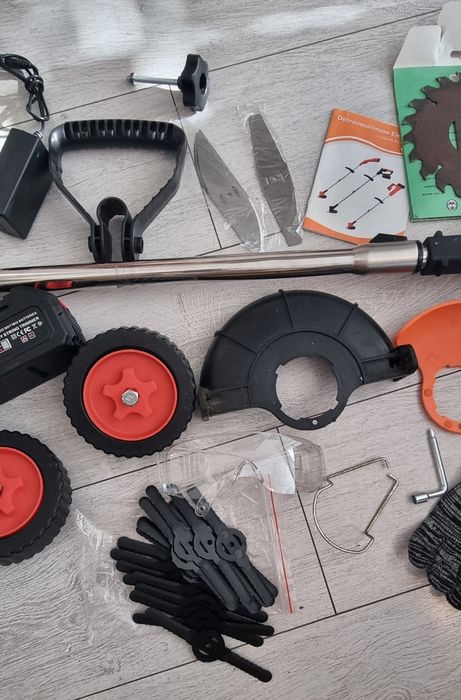 Акумулаторен тример 21v