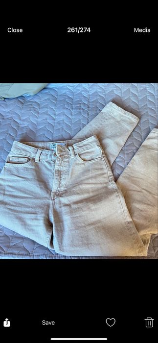 Бежов деним от Zara, носен веднъж. Размер 32.